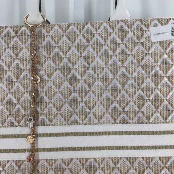 ALDO, Woman's Handbag, White & Gold, Diamond Pattern - Picture 2 of 4